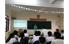 Hoạt động thao giảng của sinh viên Sư phạm Địa lý trong tháng Rèn luyện nghiệp vụ sư phạm tại Trường THPT chuyên Đại học Vinh